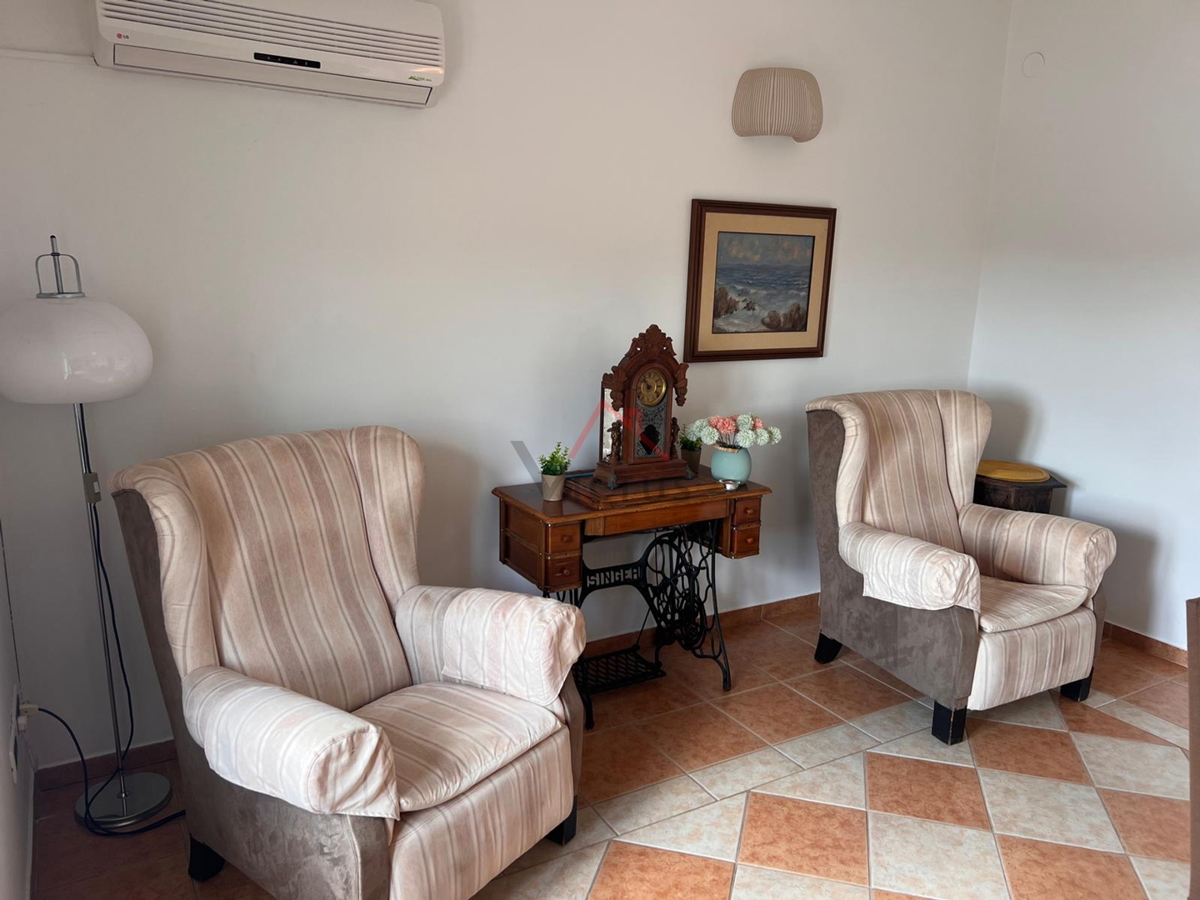 JADRANOVO - 1S+DB, 70 m od morja, 86 m2