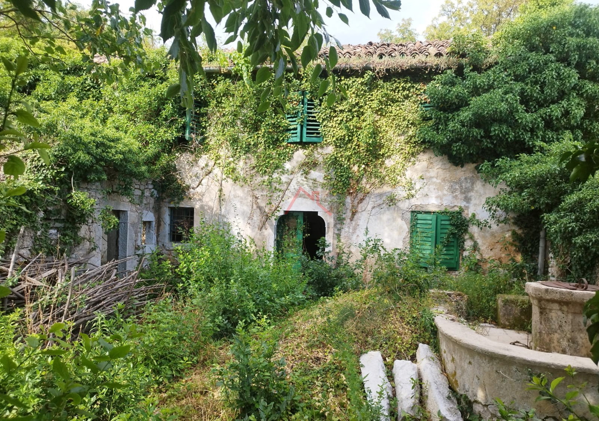 JADRANOVO - Stara hiša za adaptacijo