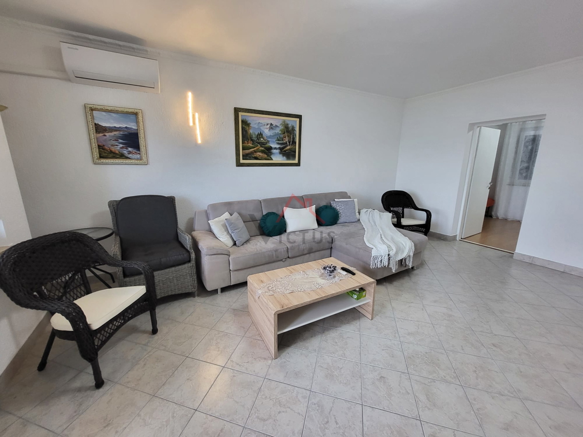 CRIKVENICA - Stanovanje 79 m2 z razgledom na morje