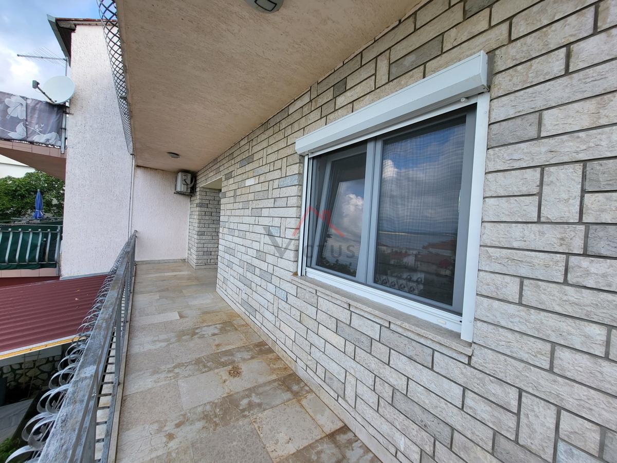 CRIKVENICA - Stanovanje 79 m2 z razgledom na morje