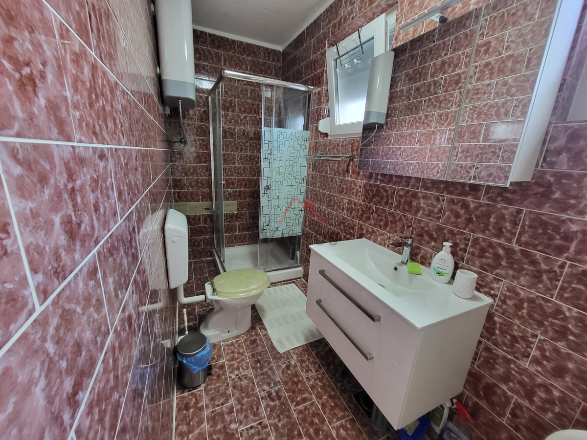 CRIKVENICA - Stanovanje 79 m2 z razgledom na morje