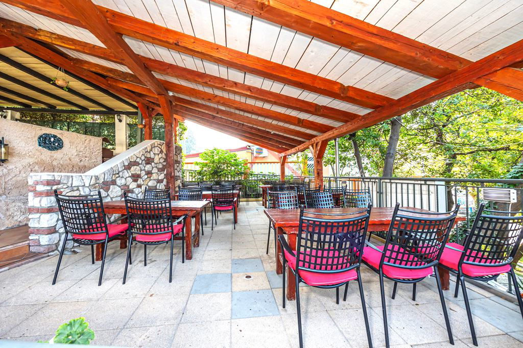 CRIKVENICA - Penzion z restavracijo, 30 metrov od morja