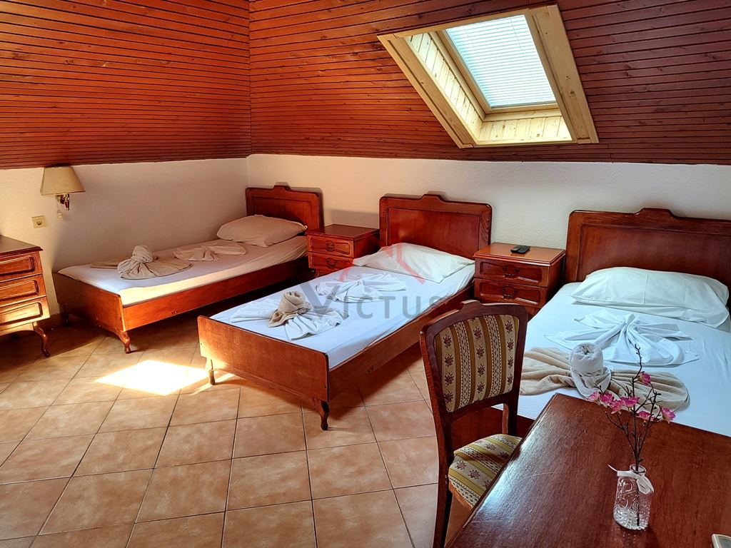 CRIKVENICA - Penzion z restavracijo, 30 metrov od morja