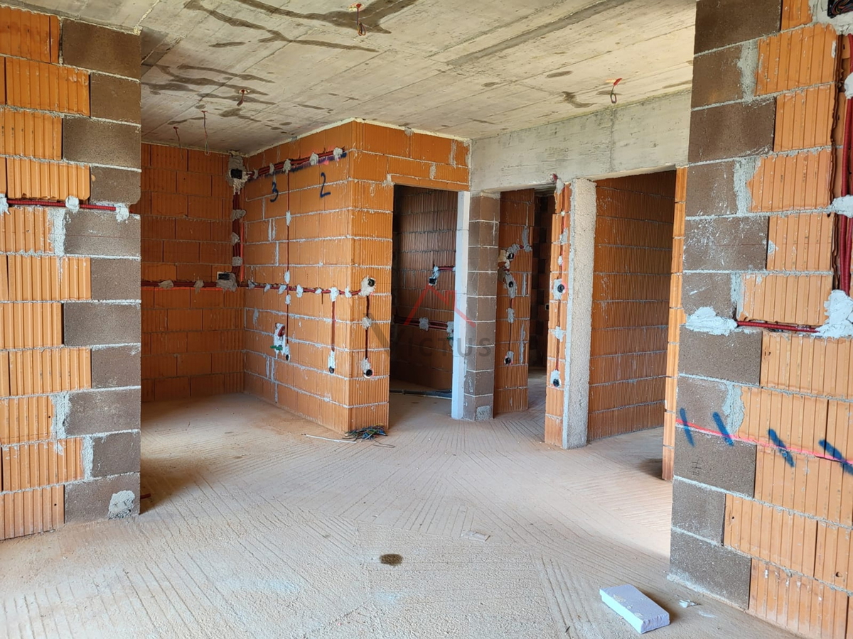 SMOKVICA KRMPOTSKA - Stanovanje v pritličju nove gradnje, 57 m2