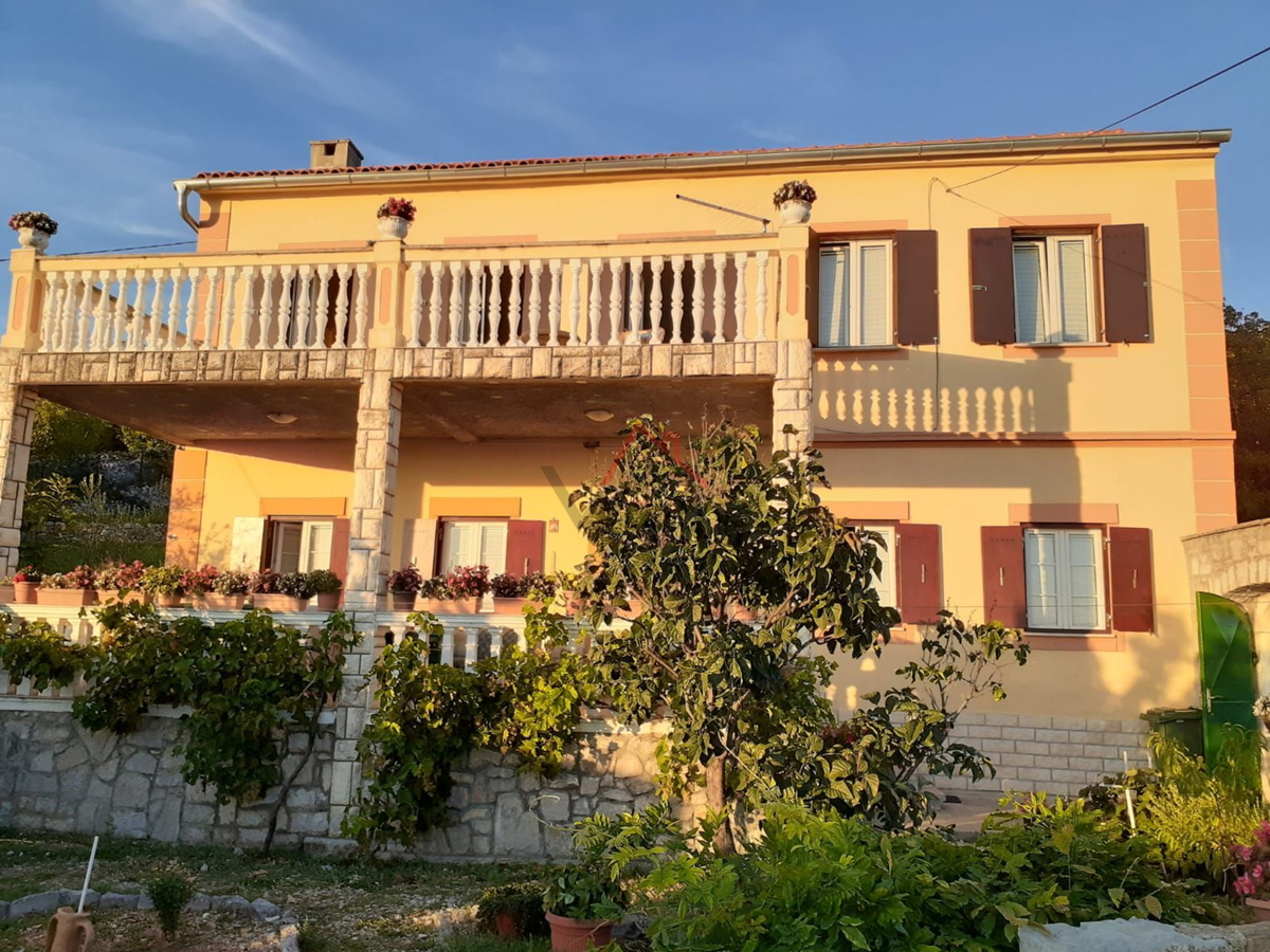 CRIKVENICA - Hiša z razgledom na morje
