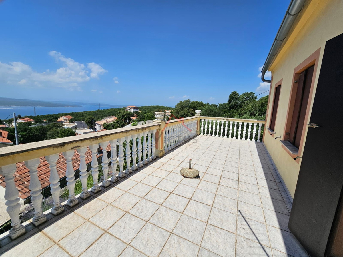 CRIKVENICA - Hiša z razgledom na morje