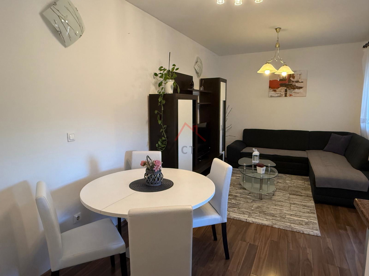 NOVI VINODOLSKI - stanovanje na zaželeni lokaciji