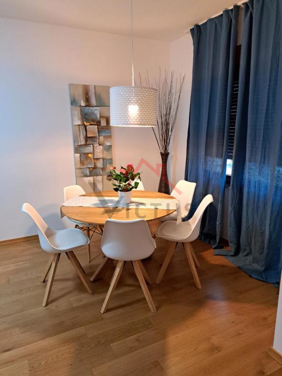 CRIKVENICA - 2S+DB, stanovanje v prvem nadstropju s teraso, 59 m2