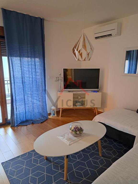 CRIKVENICA - 2S+DB, stanovanje v prvem nadstropju s teraso, 59 m2