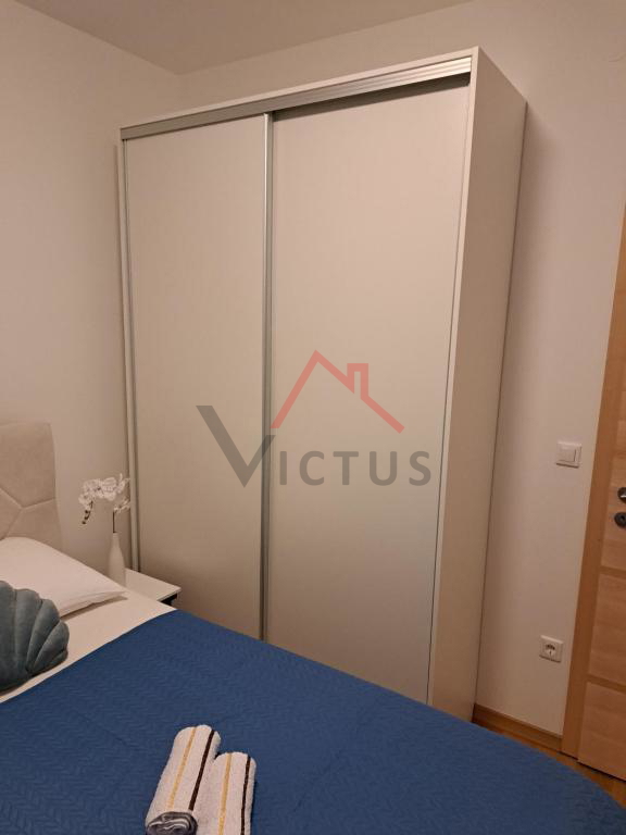 CRIKVENICA - 2S+DB, stanovanje v prvem nadstropju s teraso, 59 m2