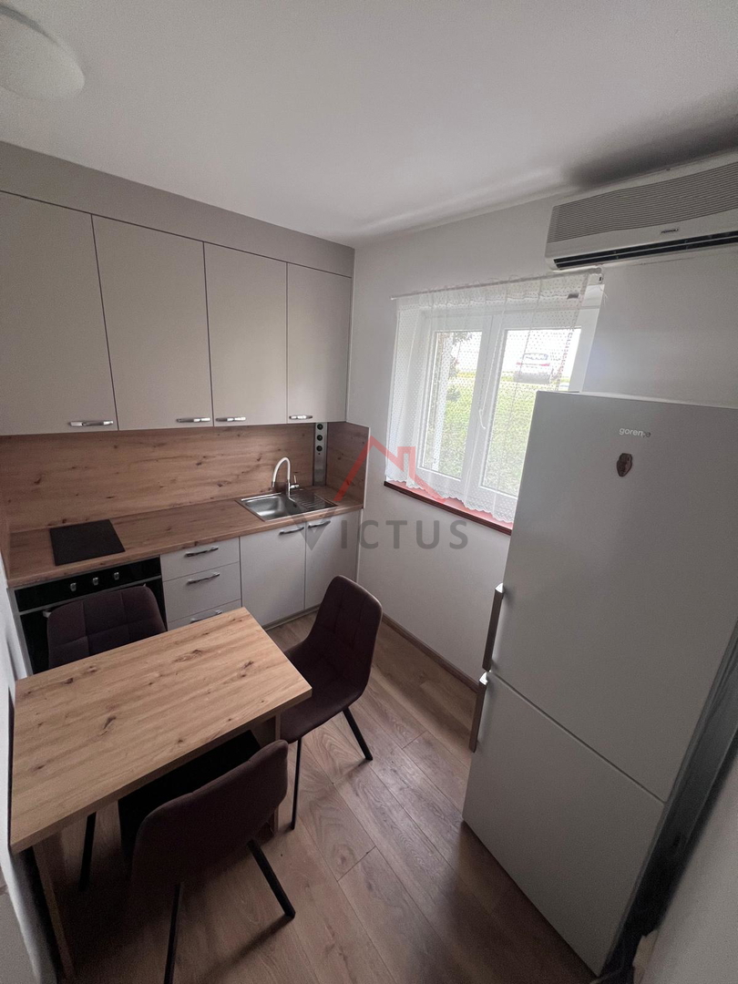 CRIKVENICA - Manjše stanovanje blizu morja