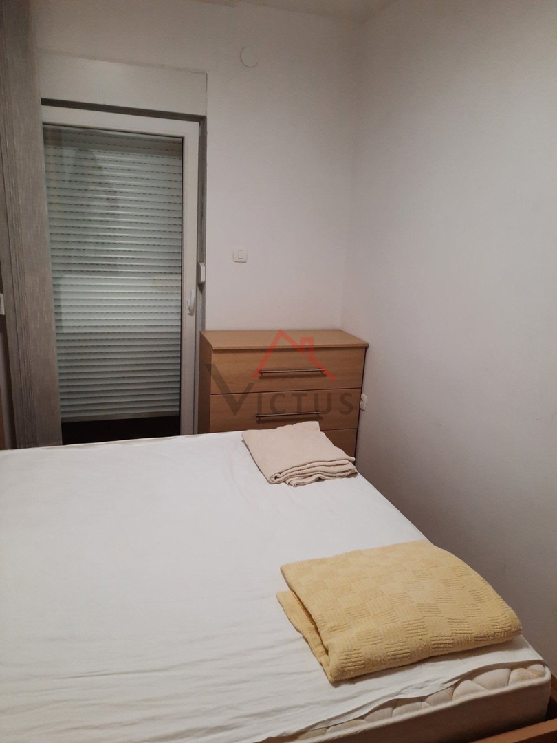 NOVI VINODOLSKI - Stanovanje v pritličju, 51 m2