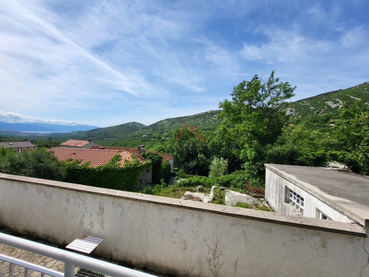 BRIBIR - Samostojna hiša z garažo