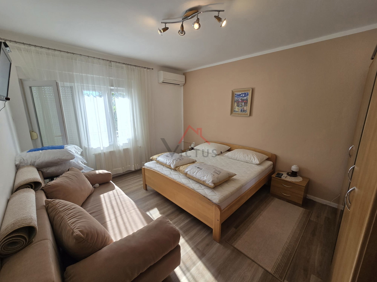 SELCE - Prostorno stanovanje, 150 m od morja