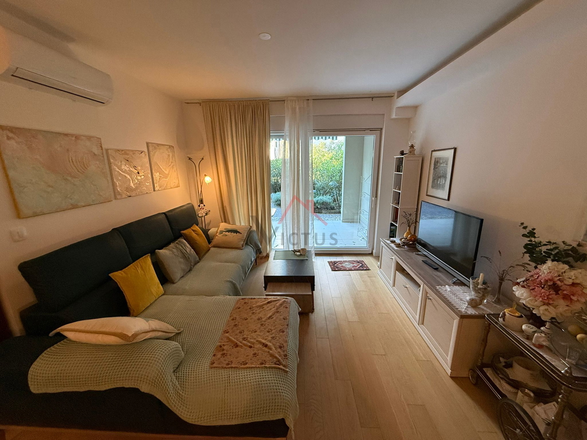 JADRANOVO - 2S+DB, stanovanje z vrtom in parkirnim mestom