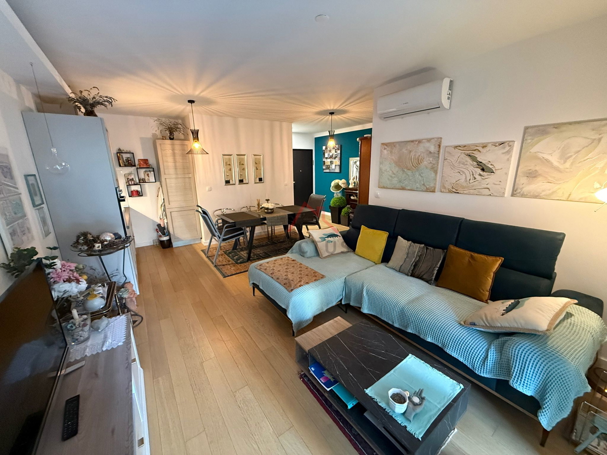 JADRANOVO - 2S+DB, stanovanje z vrtom in parkirnim mestom