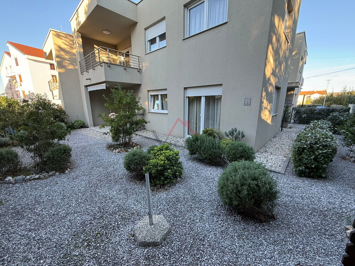 JADRANOVO - 2S+DB, stanovanje z vrtom in parkirnim mestom