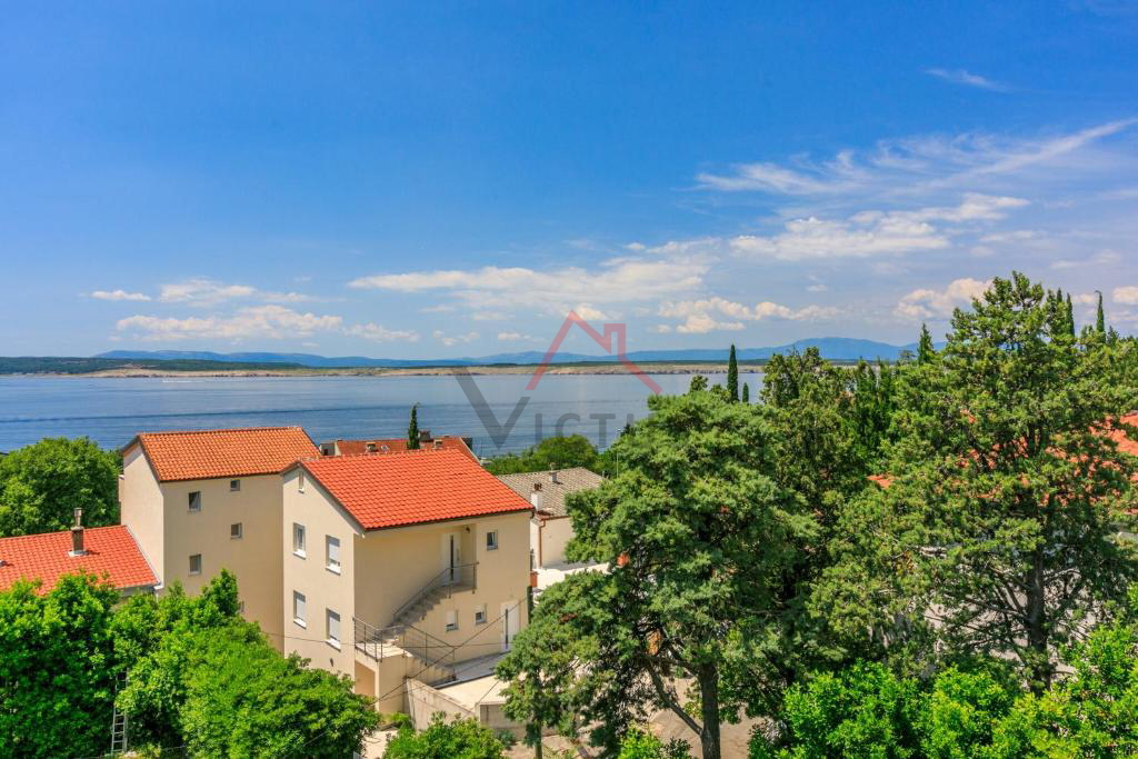 DRAMALJ - Samostojna hiša s 6 stanovanj