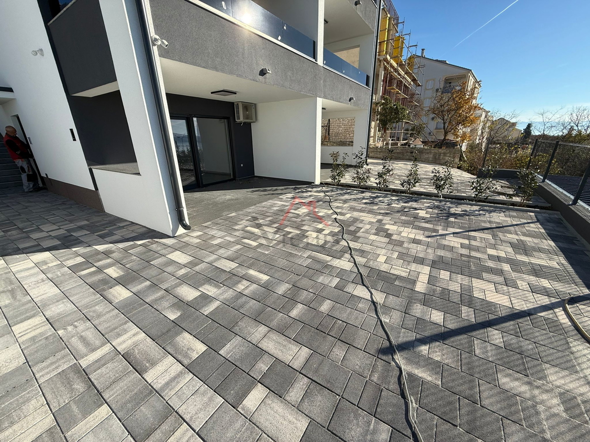 DRAMALJ, dvoetažno stanovanje v novogradnji