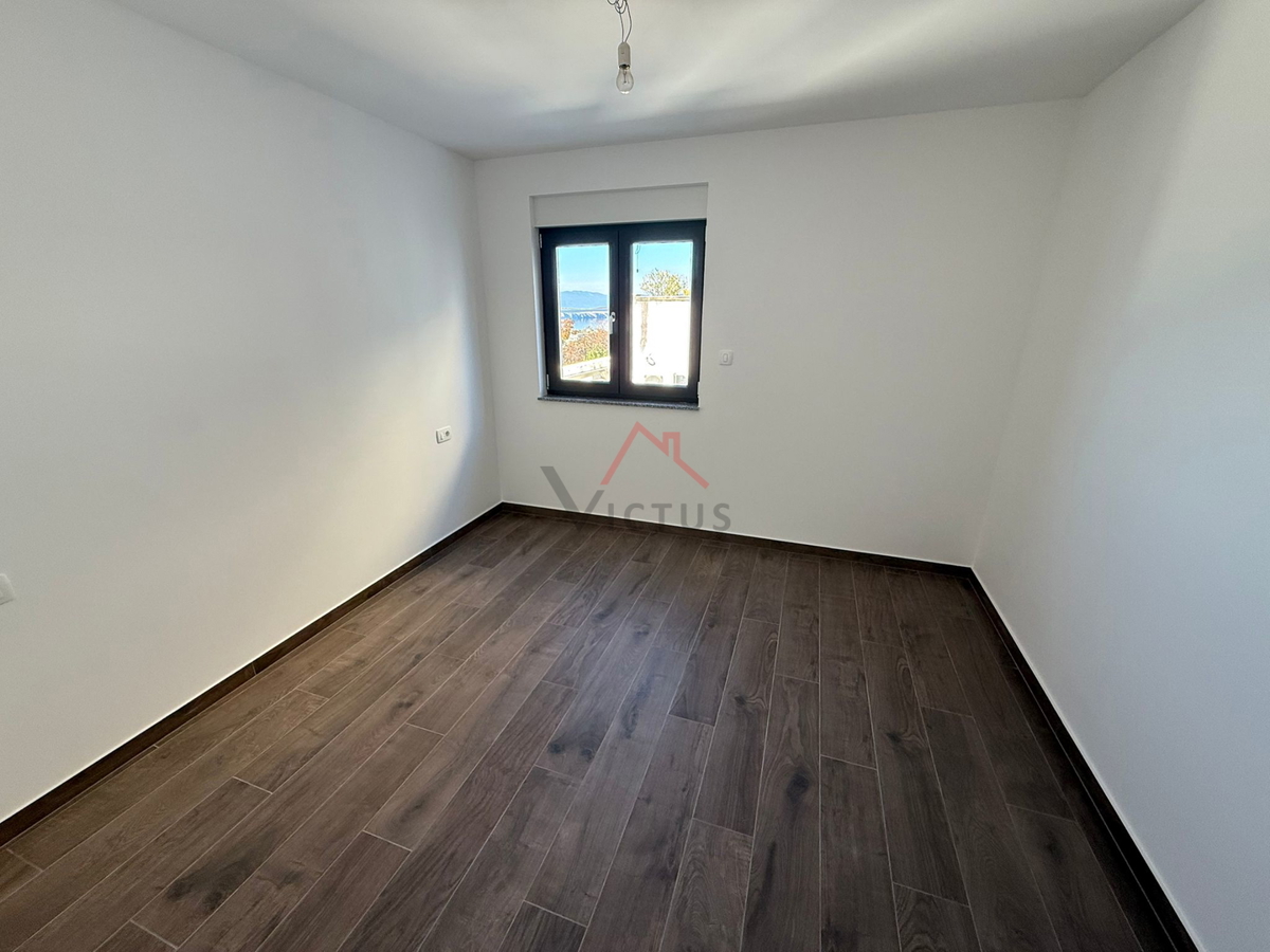 DRAMALJ, dvoetažno stanovanje v novogradnji