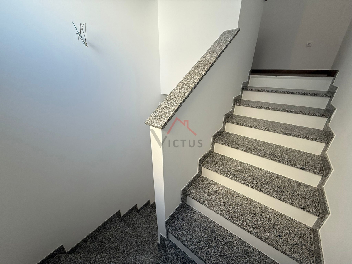 DRAMALJ, dvoetažno stanovanje v novogradnji