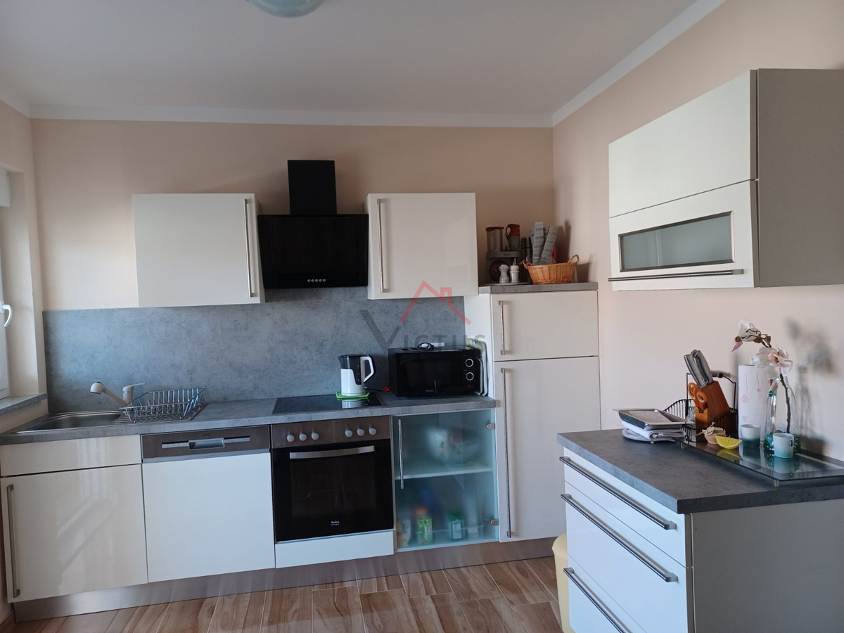 CRIKVENICA - 2S+DB, stan s pogledom na more, 59 m2