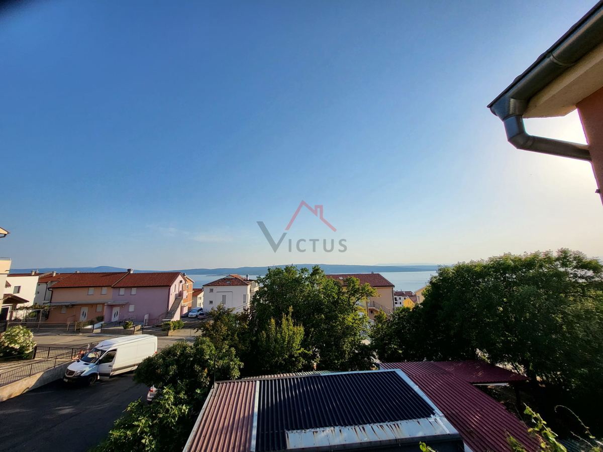 CRIKVENICA-2 sobe i dnevne sobe, 70 m2