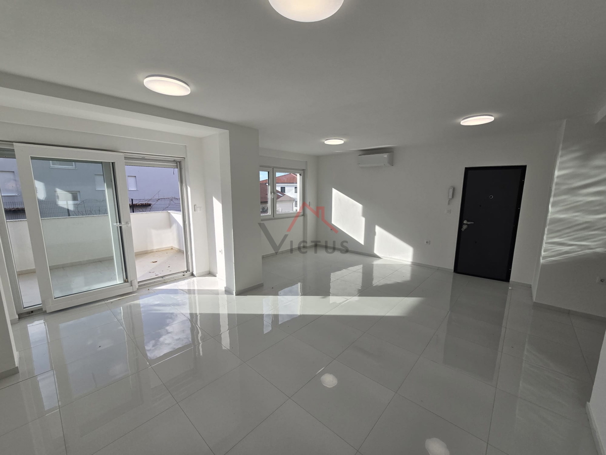 CRIKVENICA - 1S+DB, pritličje, 50 m2