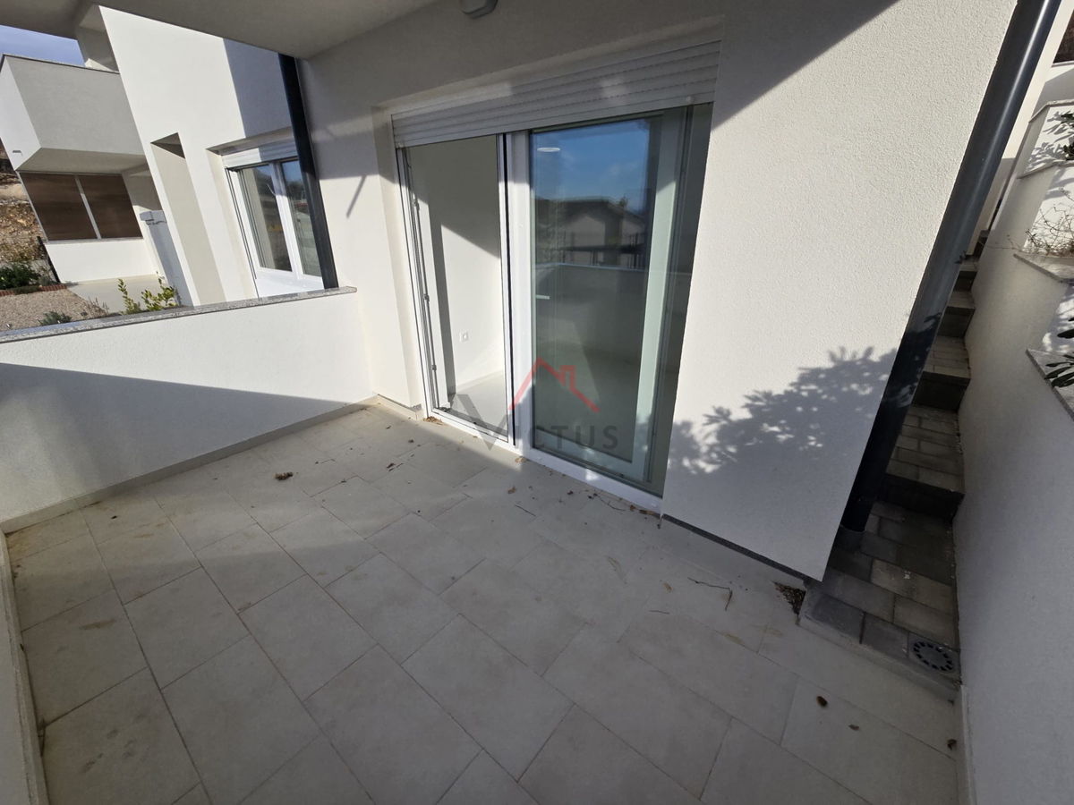 CRIKVENICA - 1S+DB, pritličje, 50 m2