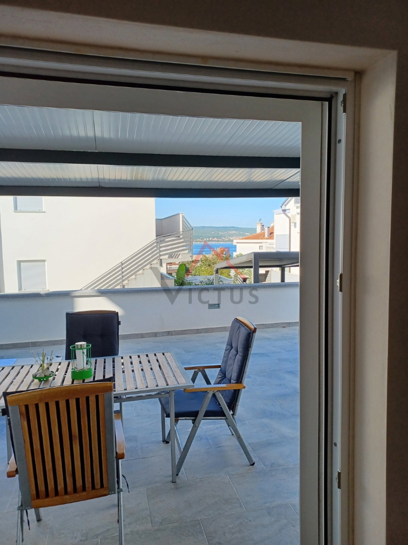 CRIKVENICA - 2S+DB, stan s pogledom na more, 59 m2