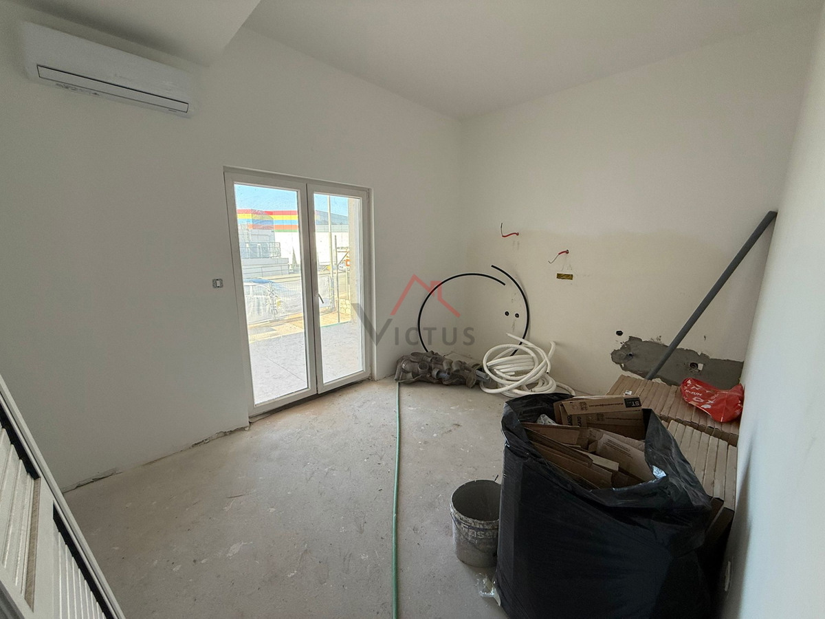 CRIKVENICA - 1S+DB, stanovanje s teraso, 34 m2