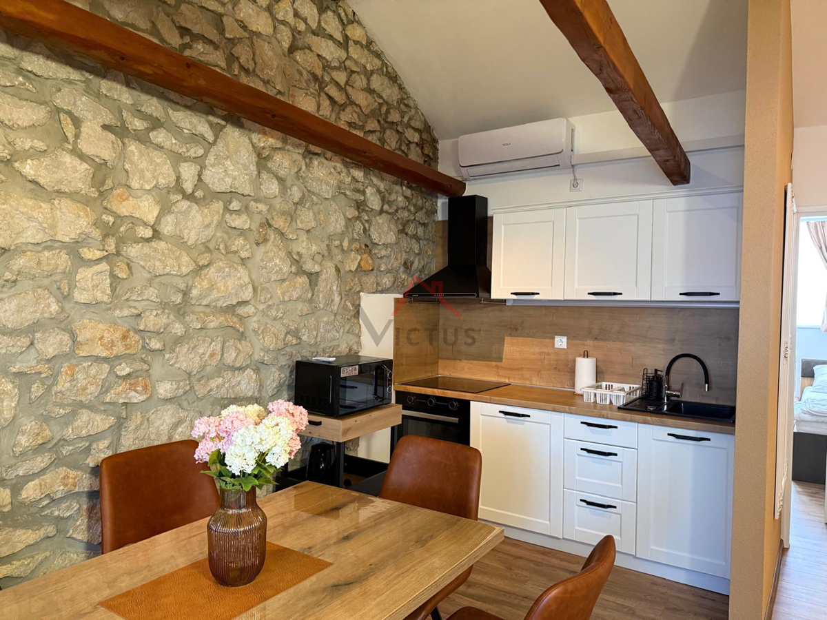 CRIKVENICA - 1S+DB, stanovanje oddaljeno le 150 m od morja