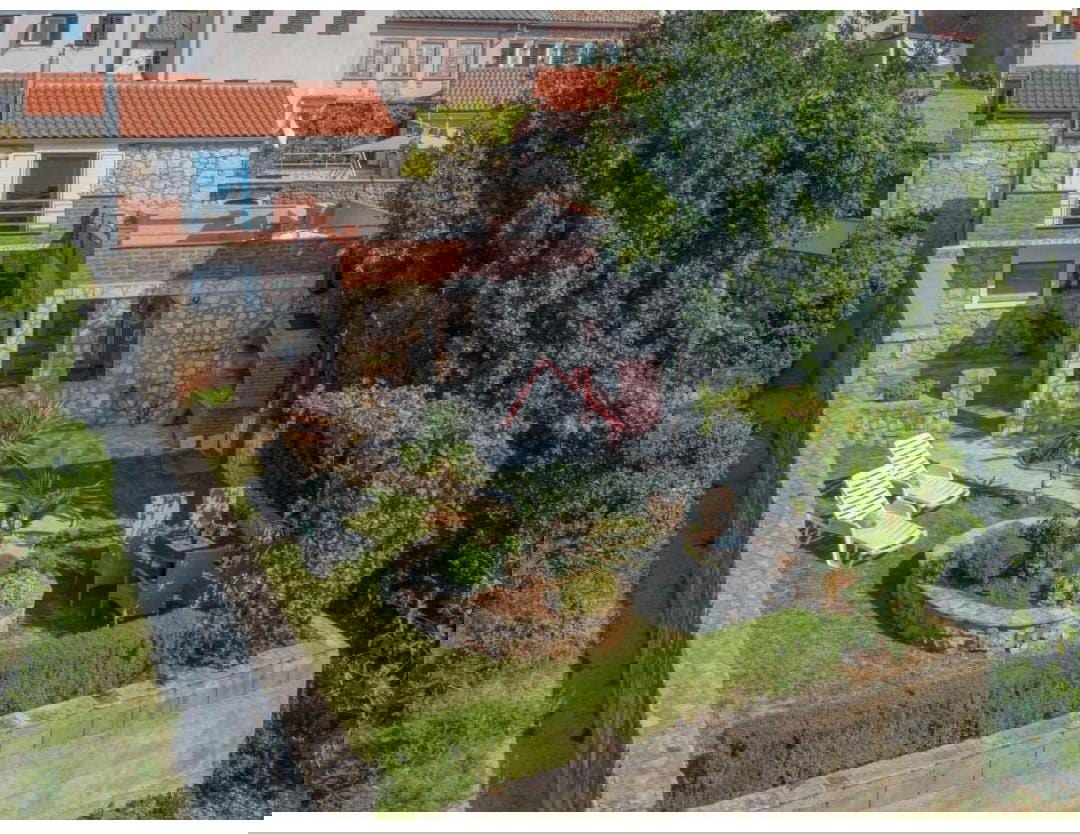 CRIKVENICA - Kamnita hiša s panoramskim razgledom na morje