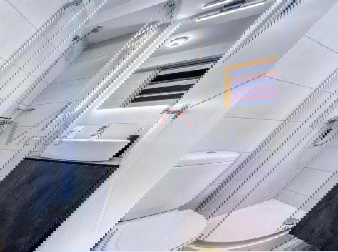 CRIKVENICA - Kamnita hiša s panoramskim razgledom na morje