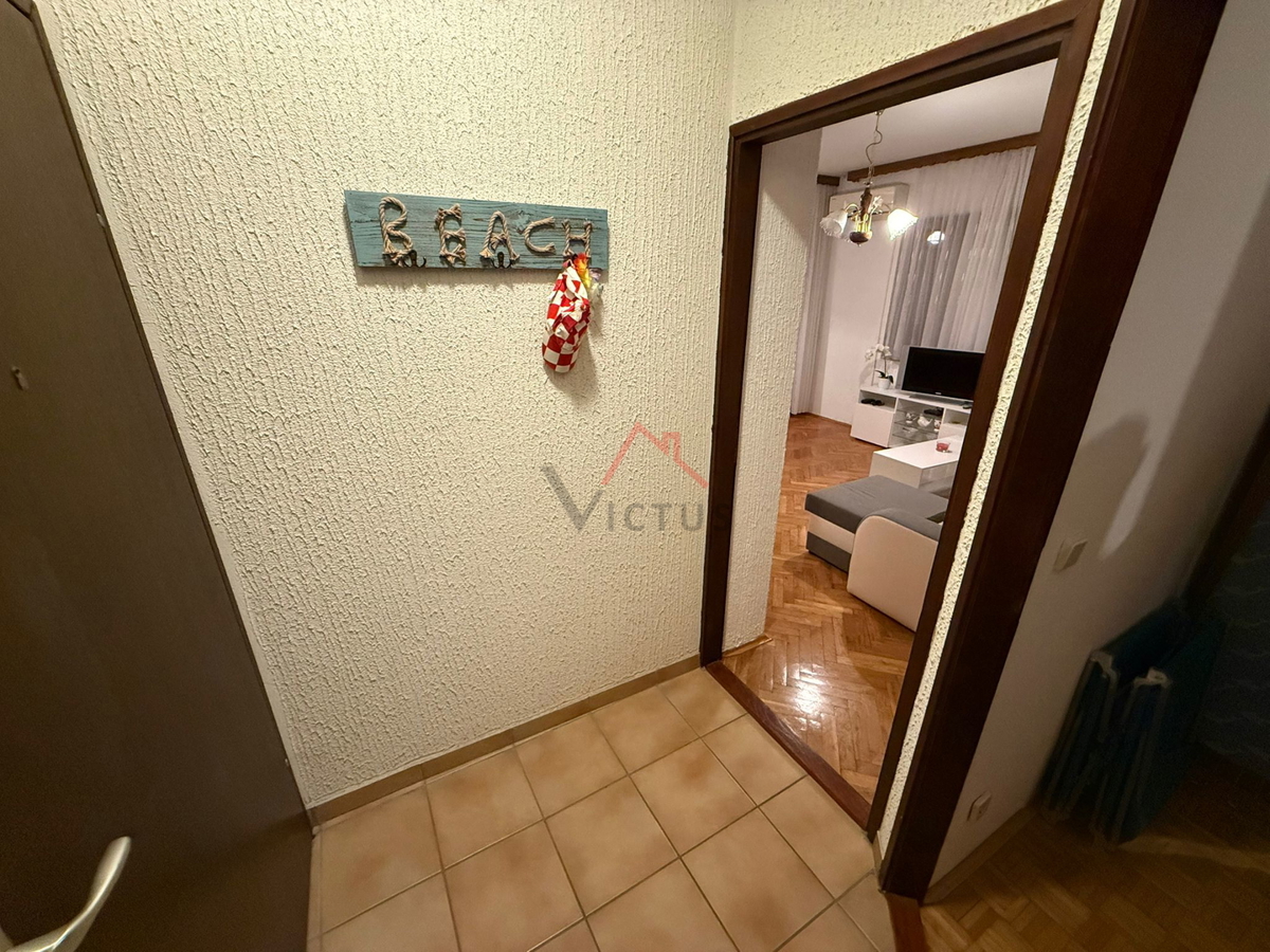 CRIKVENICA - 1S+DB, stanovanje z razgledom na morje, 50 m2