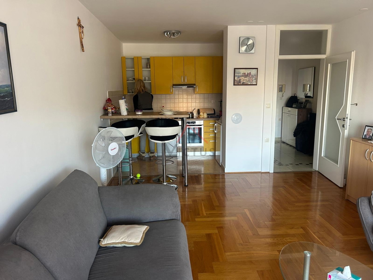 CRIKVENICA - 1S+DB, stan s otvorenim pogledom na more, 61 m2