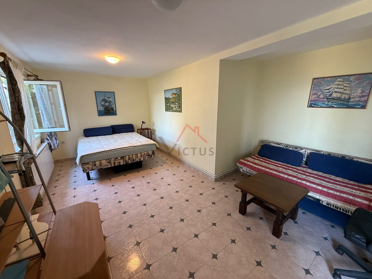 CRIKVENICA - Samostojna hiša, 50 m od morja