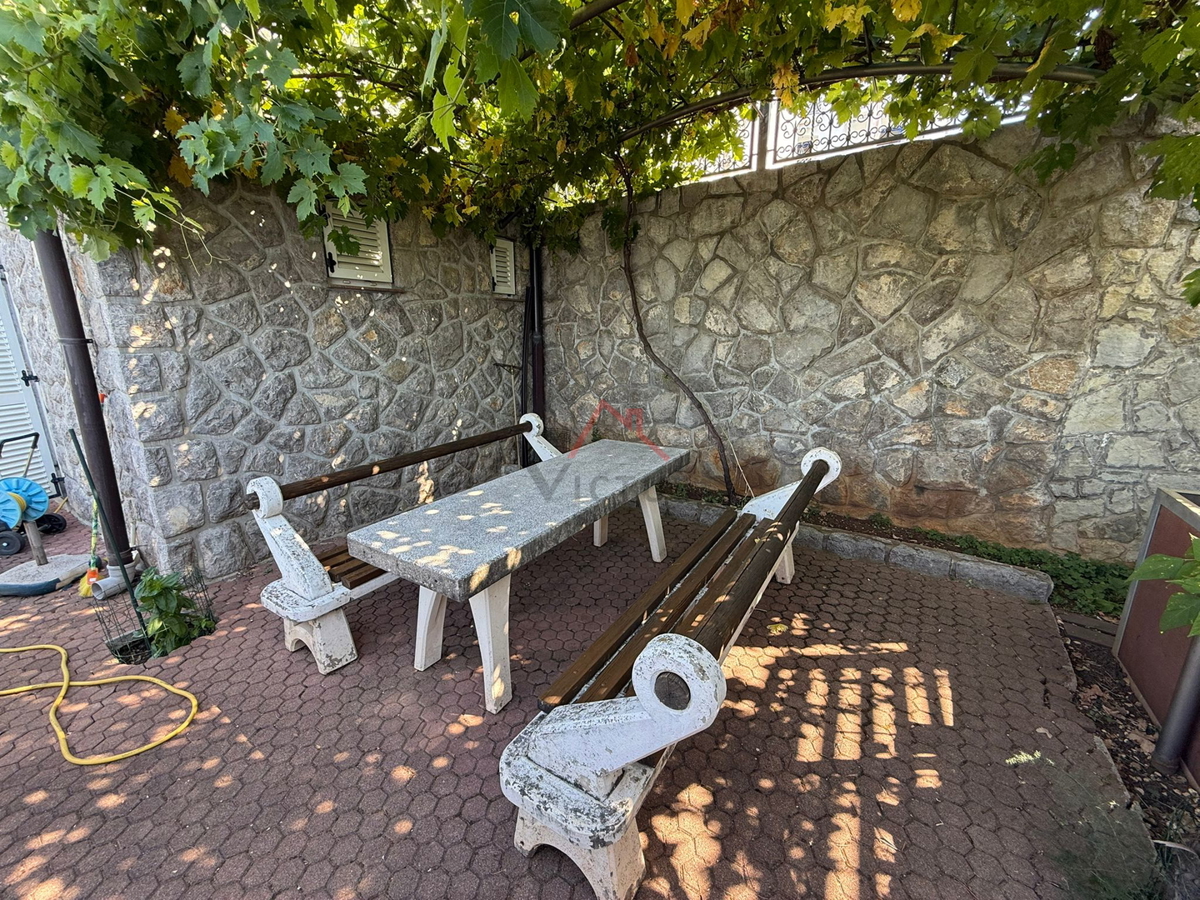 CRIKVENICA - Samostojna hiša, 50 m od morja