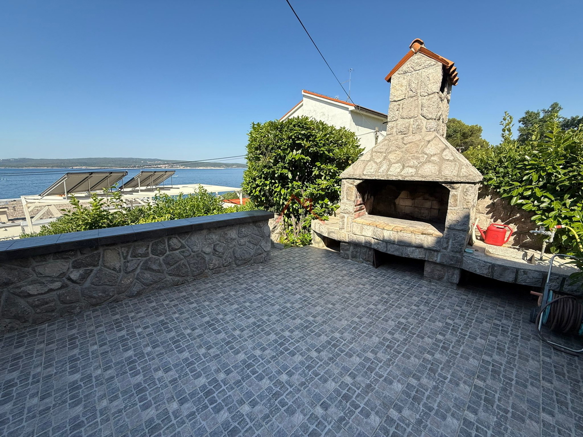 CRIKVENICA - Samostojna hiša, 50 m od morja