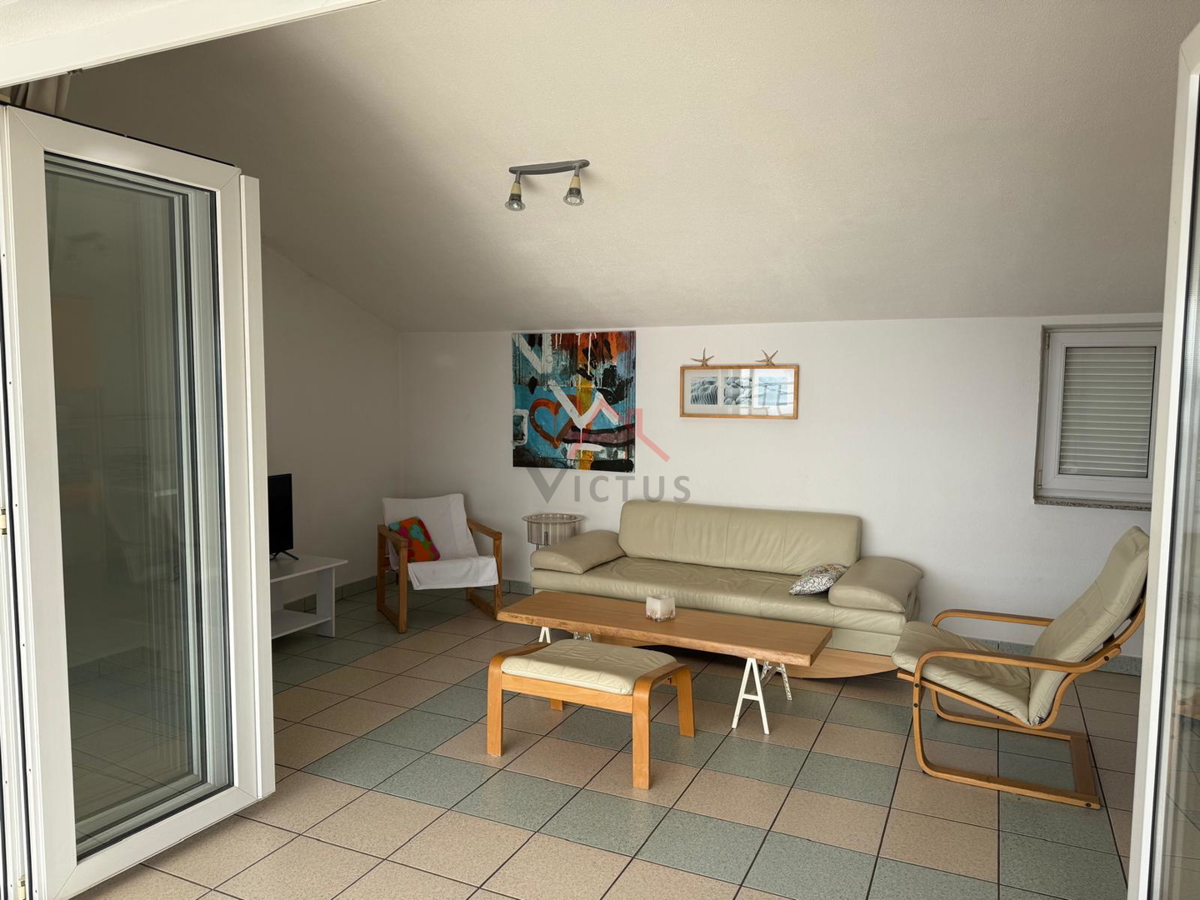 CRIKVENICA - Stan blizu centra, 66 m2