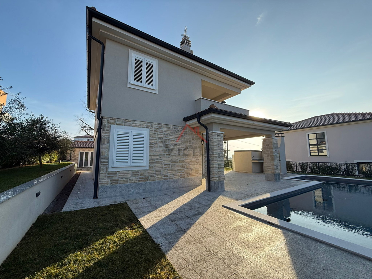 GARICA - Vila z bazenom in wellnessom