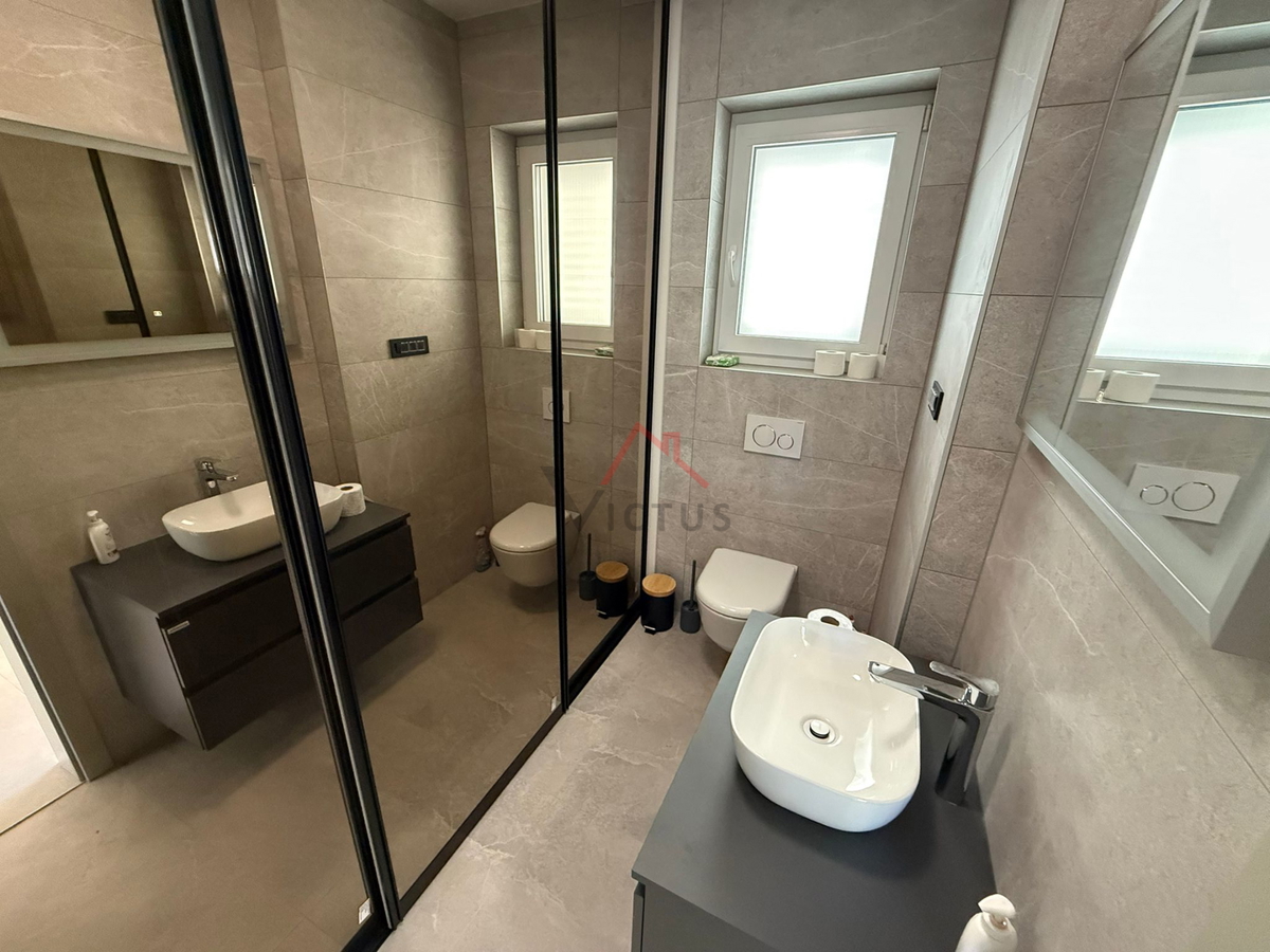 GARICA - Vila z bazenom in wellnessom