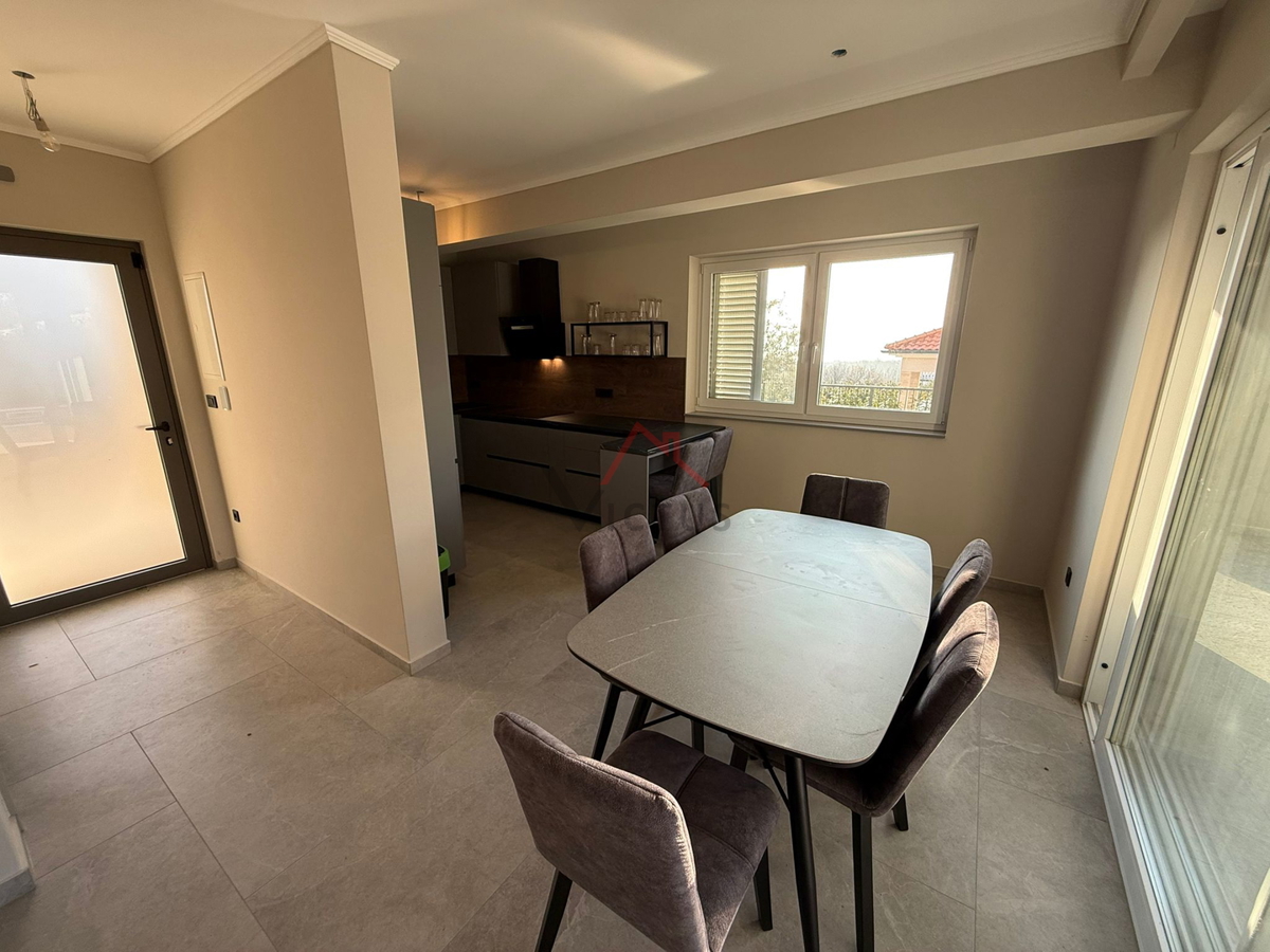 GARICA - Vila z bazenom in wellnessom