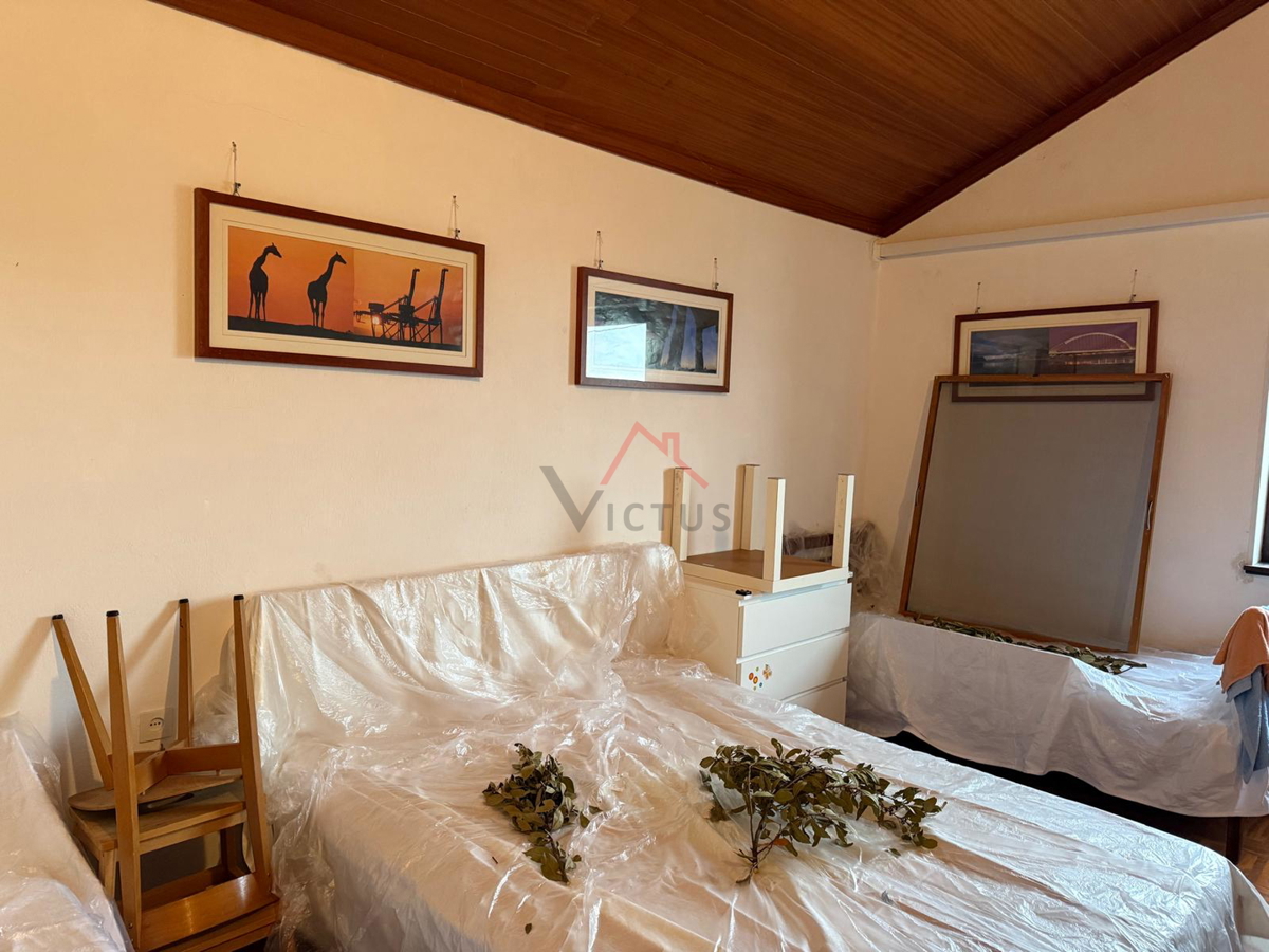 CRIKVENICA - Prostorna hiša v bližini morja in centra