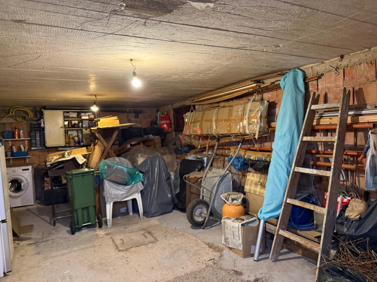 CRIKVENICA - Prostorna hiša v bližini morja in centra