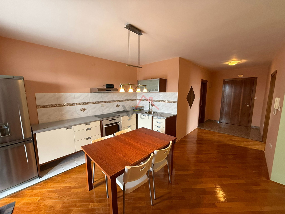 JADRANOVO - 2S+DB, Prostorno stanovanje blizu morja, 59 m2