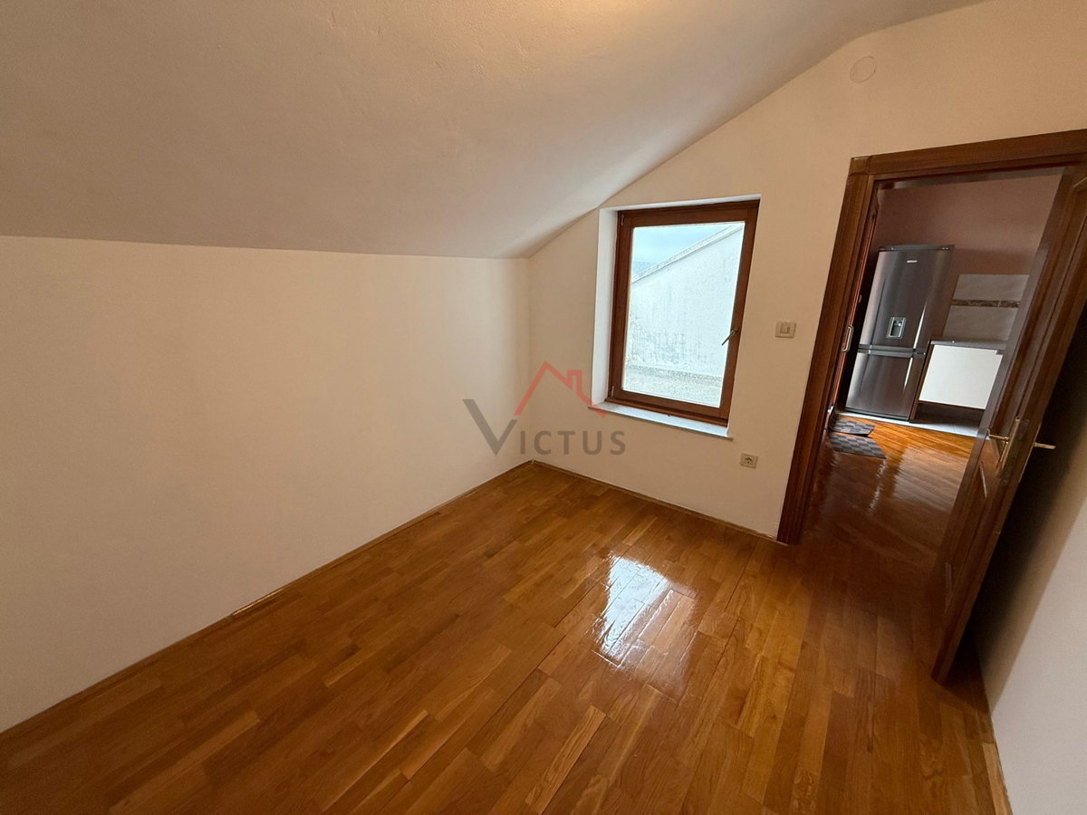 JADRANOVO - 2S+DB, Prostorno stanovanje blizu morja, 59 m2