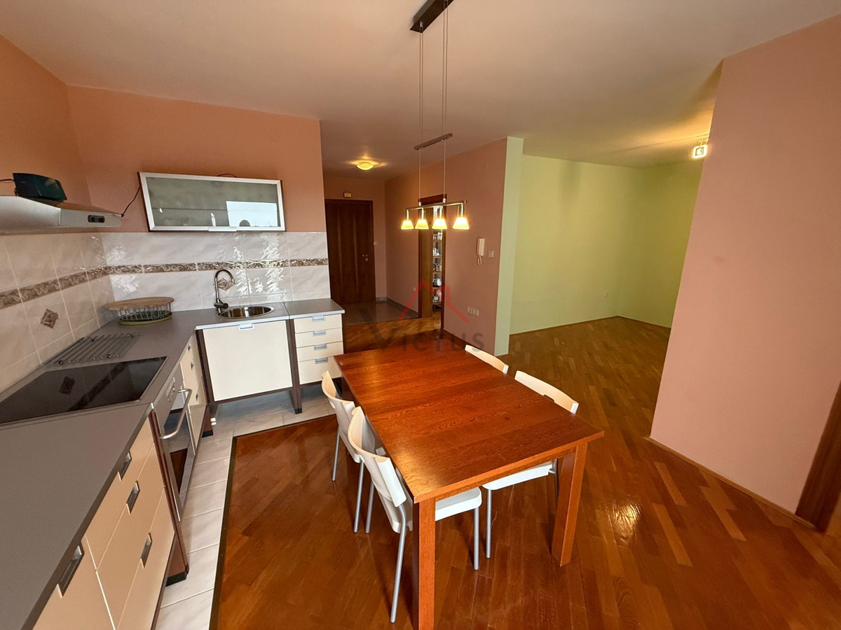 JADRANOVO - 2S+DB, Prostorno stanovanje blizu morja, 59 m2