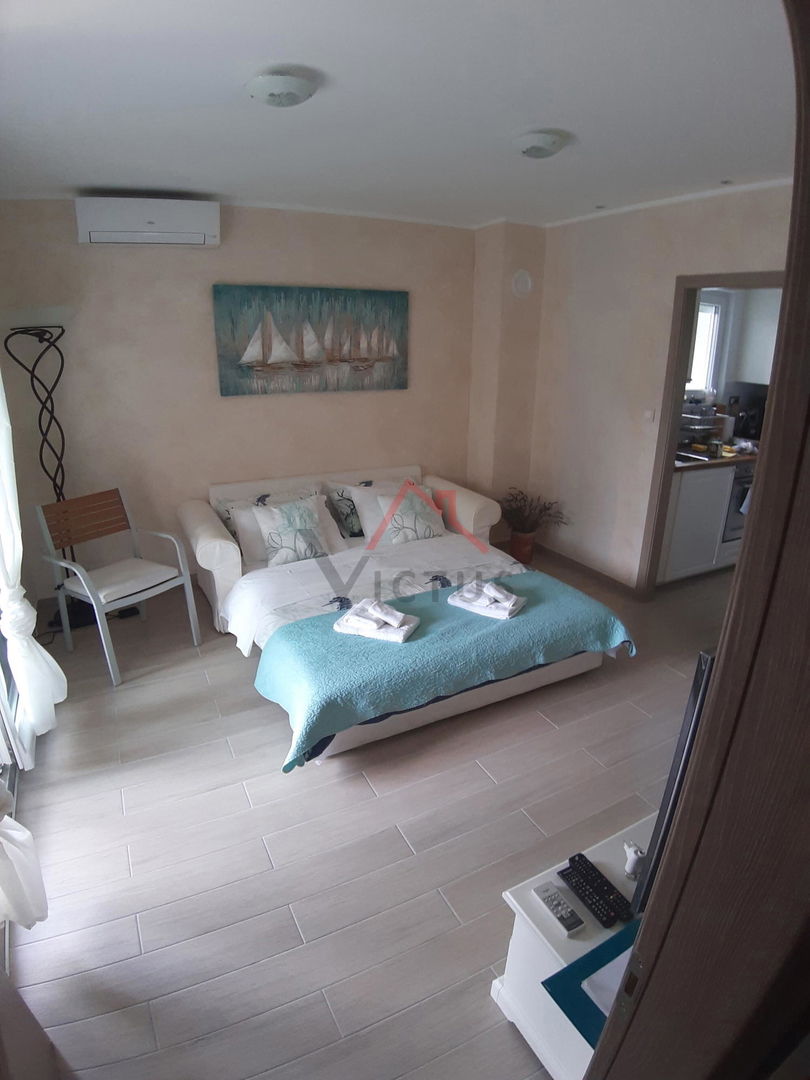 Apartma DRAMALJ z odprtim pogledom na morje