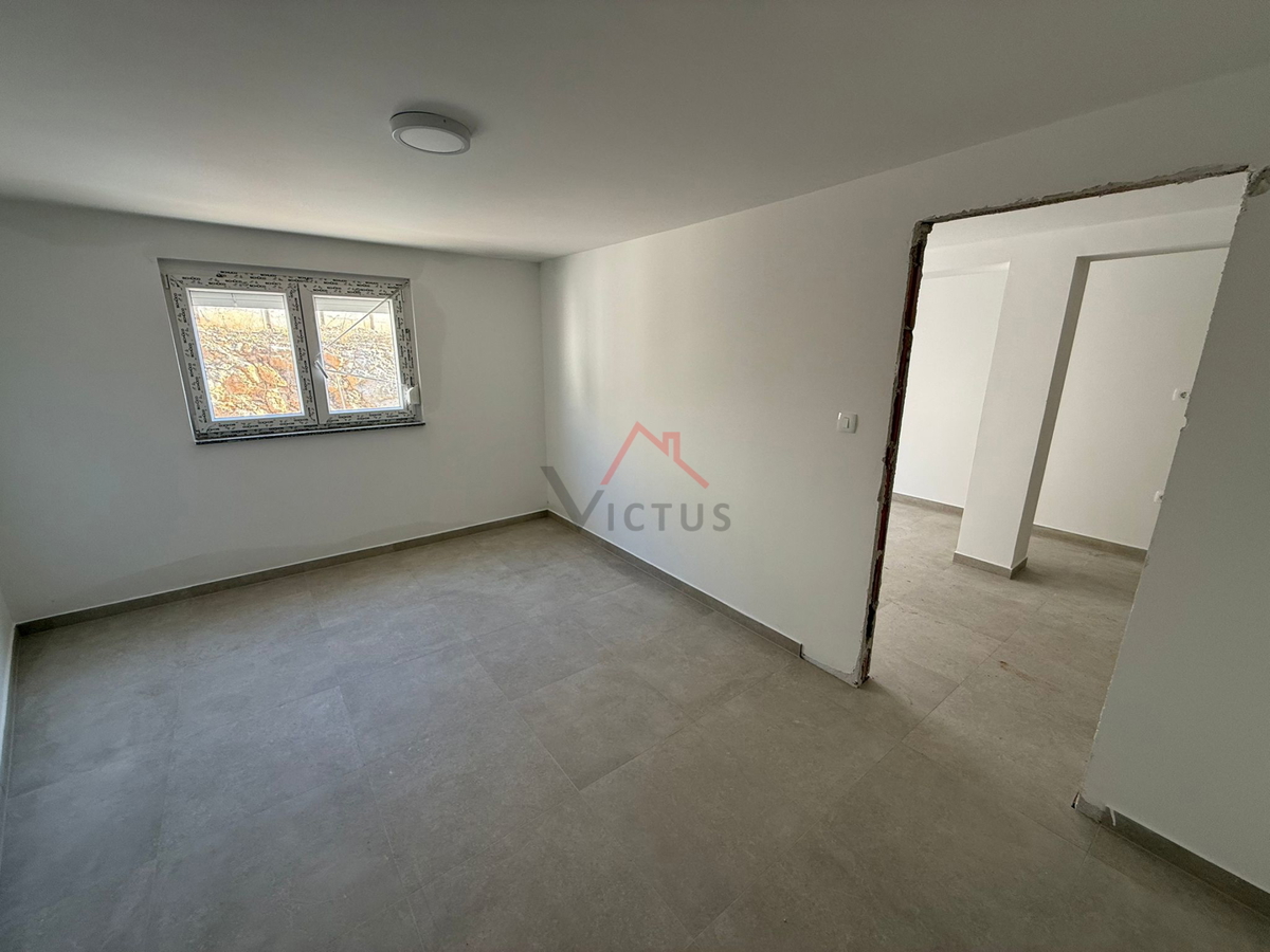 CRIKVENICA - 1S+DB, stan v pritličju, 40 m2